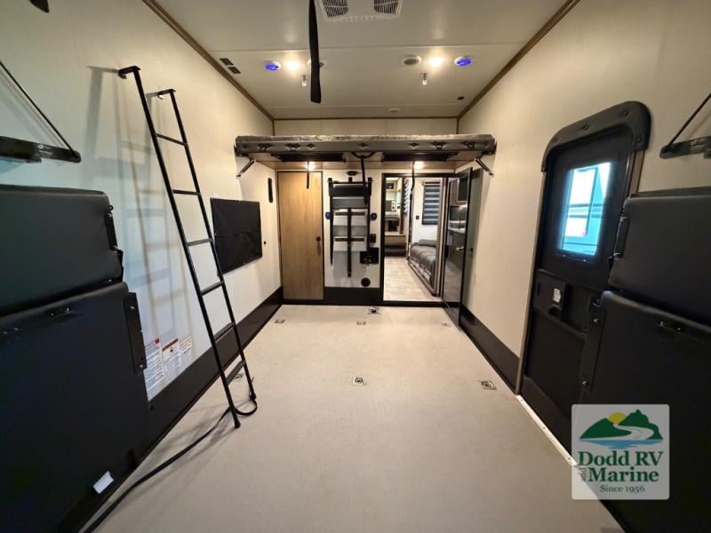 Pre-Owned 2024 Forest River RV VGF383G2 - photo - 38