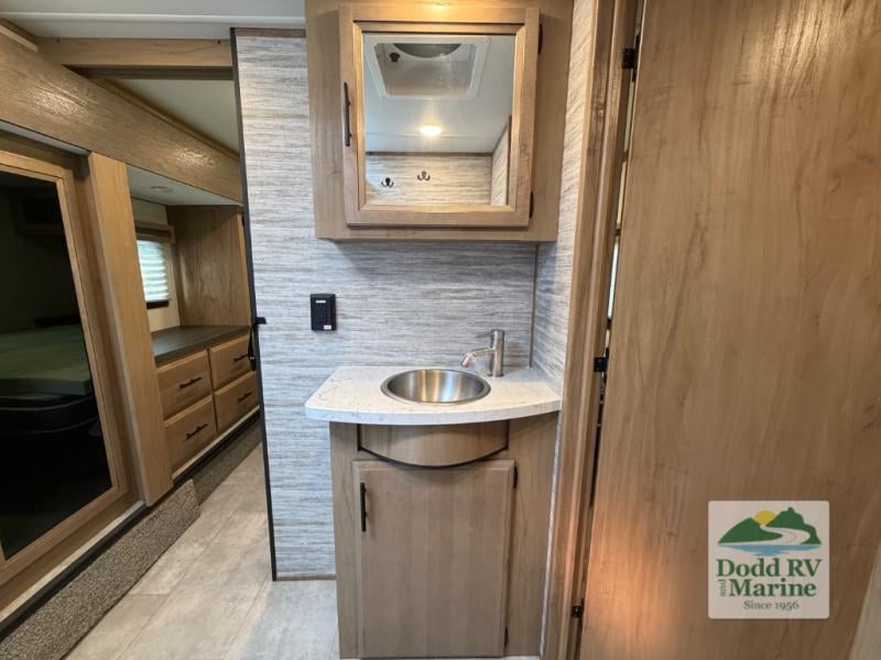 Pre-Owned 2024 Forest River RV VGF383G2 - photo - 33
