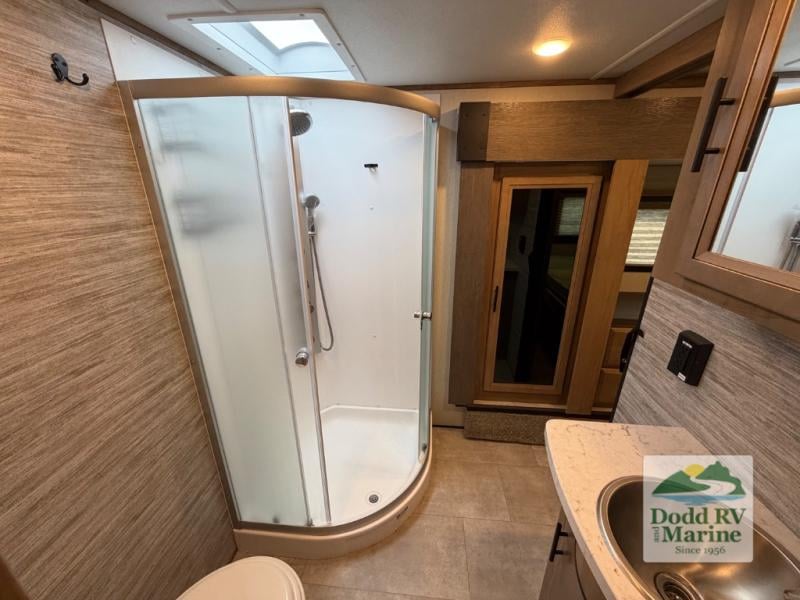 Pre-Owned 2024 Forest River RV VGF383G2 - photo - 29