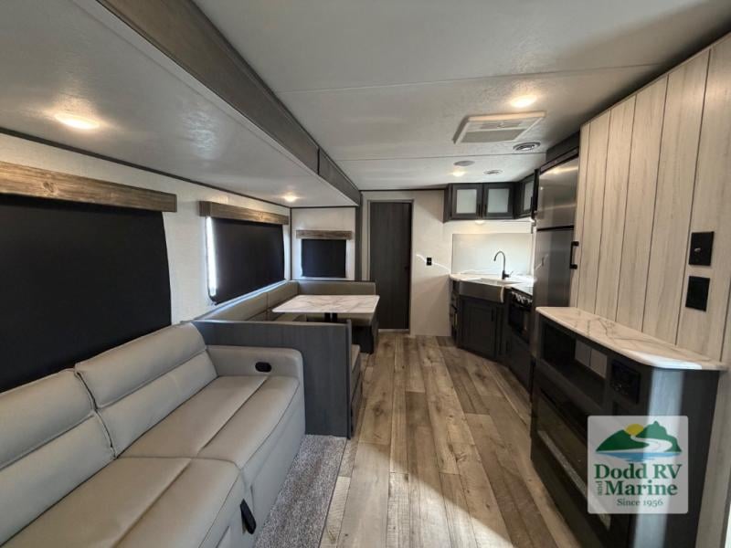 Pre-Owned 2022 Dutchmen RV 30BHSC - photo - 11