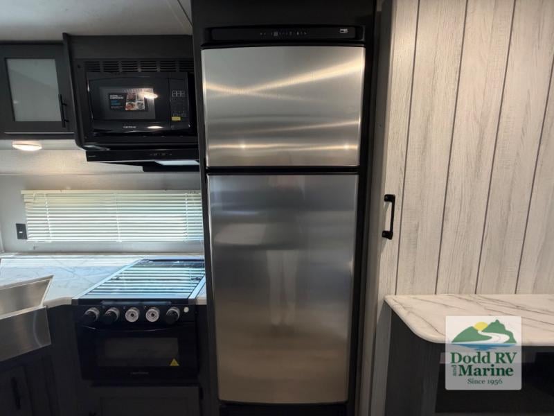 Pre-Owned 2022 Dutchmen RV 30BHSC - photo - 21