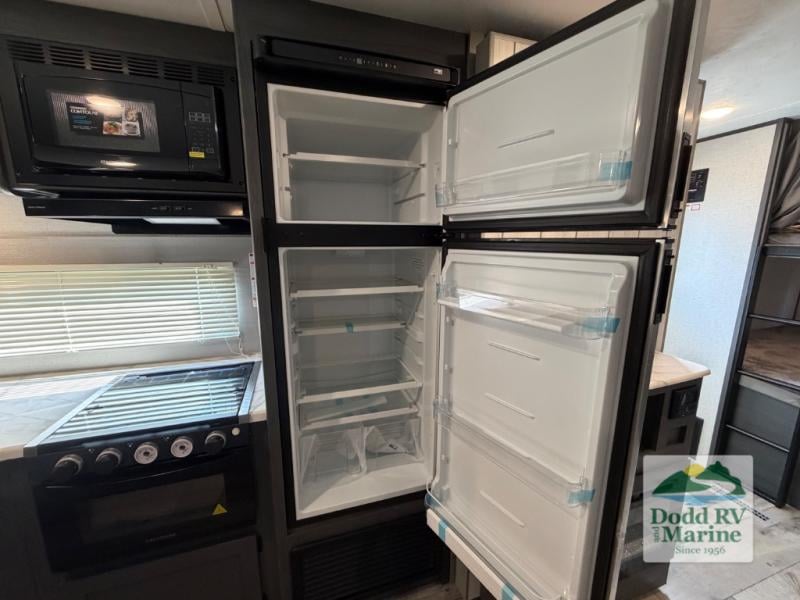 Pre-Owned 2022 Dutchmen RV 30BHSC - photo - 22