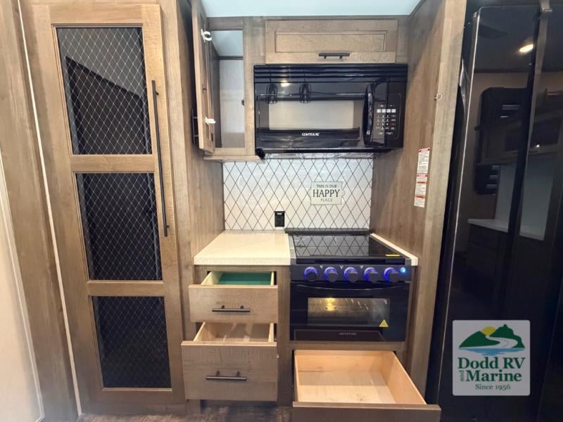 Pre-Owned 2022 Forest River RV 37FLH - photo - 15
