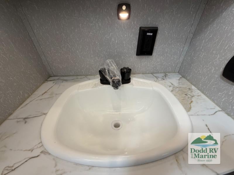 Pre-Owned 2022 Forest River RV 3990 - photo - 44