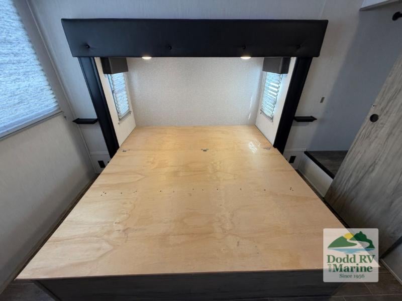 Pre-Owned 2022 Forest River RV 3990 - photo - 48