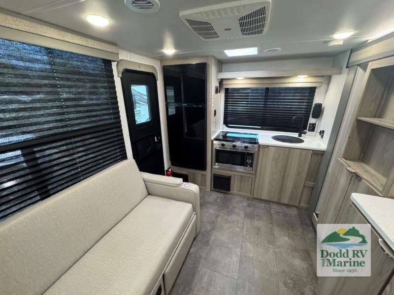 Pre-Owned 2024 Forest River RV 165VIEW - photo - 9