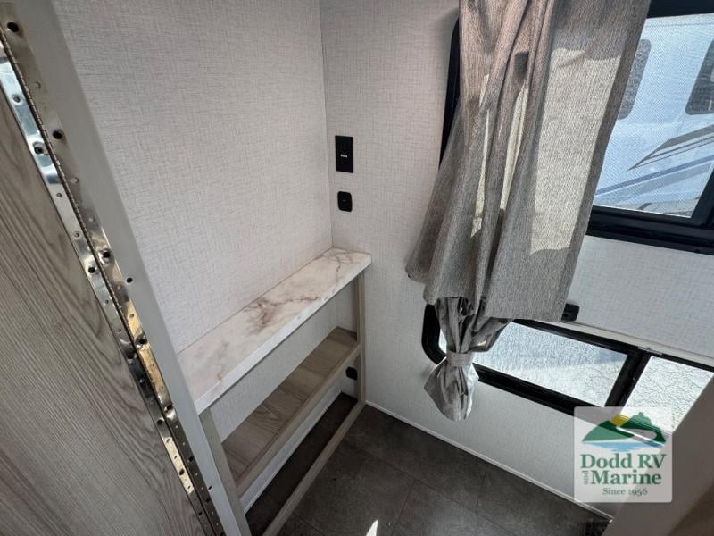 Pre-Owned 2024 Forest River RV 165VIEW - photo - 17