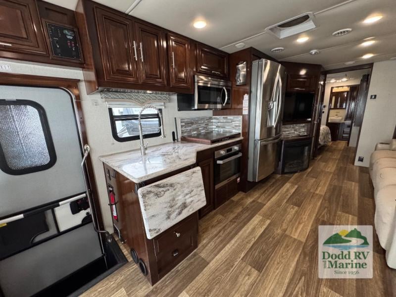 Pre-Owned 2019 Forest River RV 369DS - photo - 6