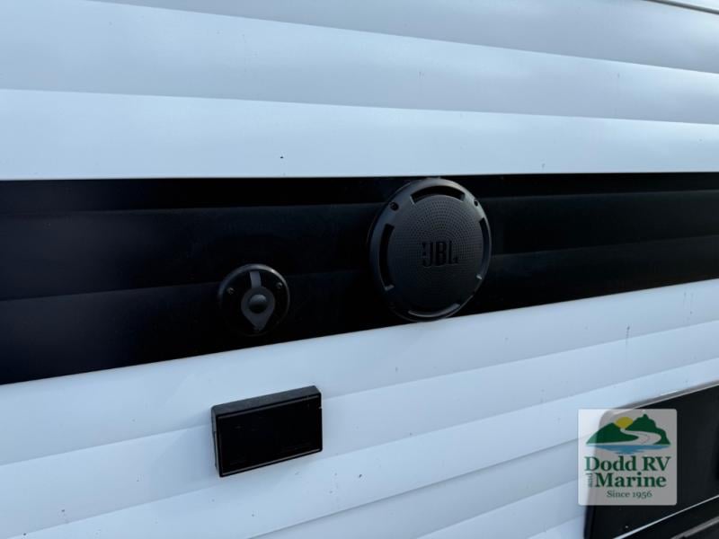 New 2026 Grand Design 335BHT - photo - 32