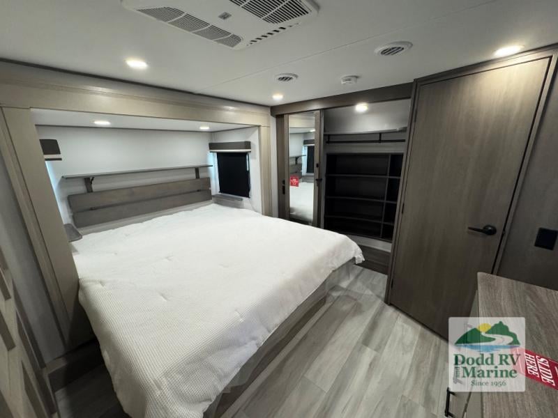 New 2026 Grand Design 3003RL - photo - 24