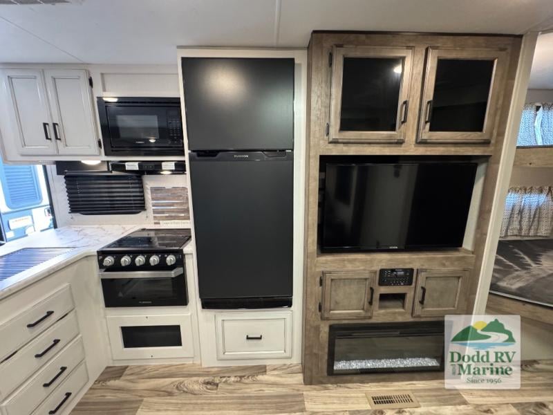 Pre-Owned 2021 Venture RV ST281VBH - photo - 15