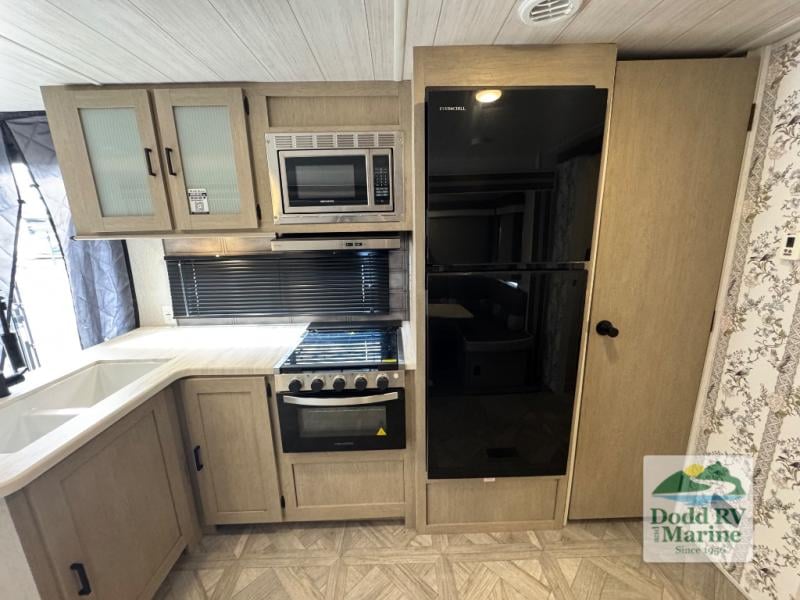 Pre-Owned 2023 Forest River RV 29VBUD - photo - 10