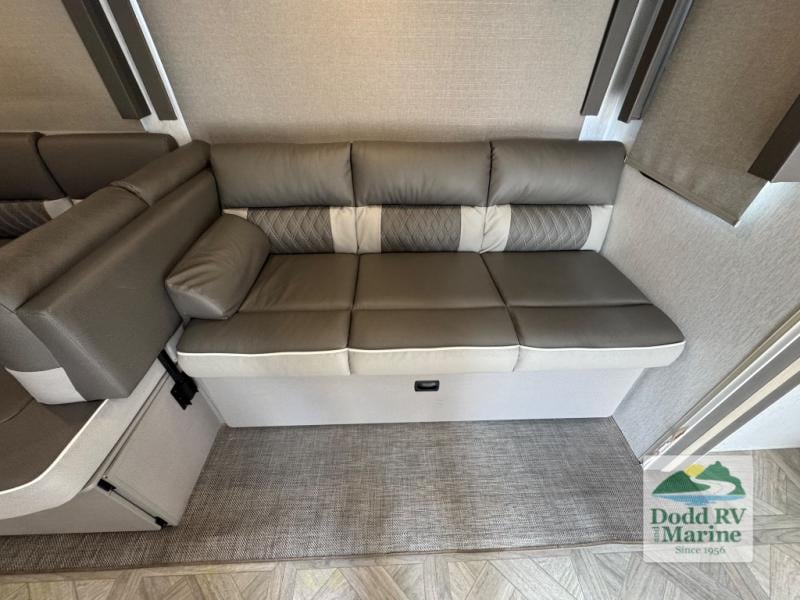 Pre-Owned 2023 Forest River RV 29VBUD - photo - 14