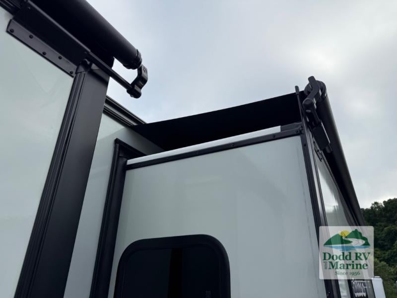 New 2026 Forest River RV 2522FB - photo - 44