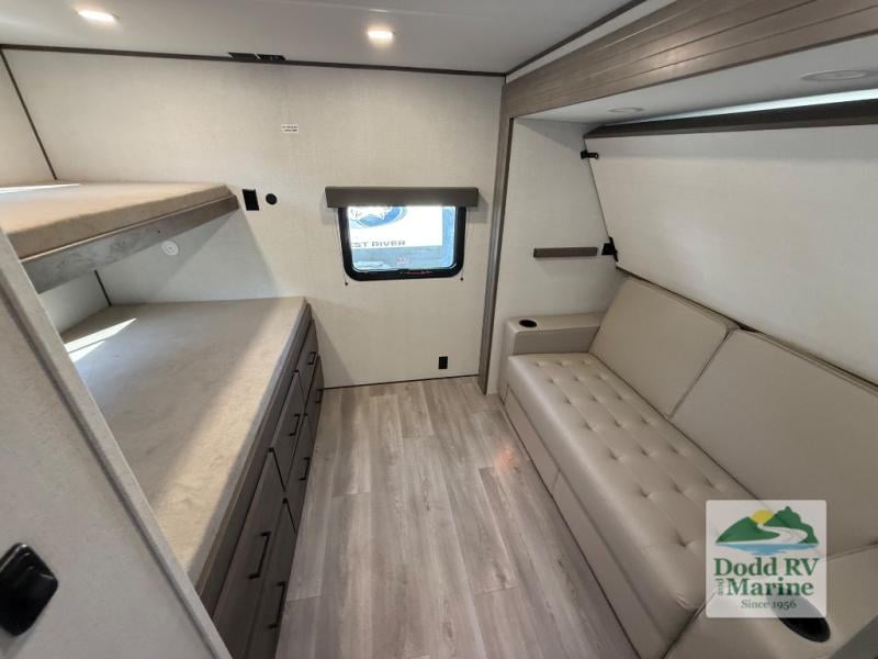 New 2026 Grand Design 325BHT - photo - 16