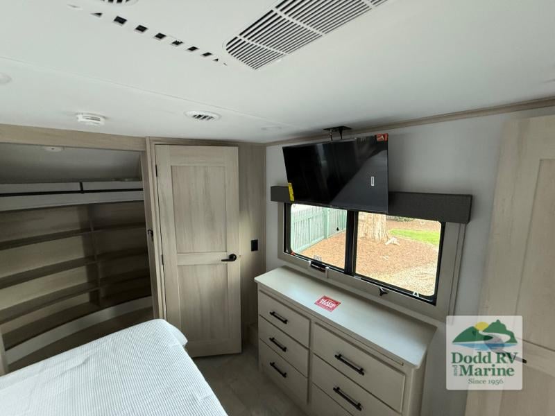 New 2026 Grand Design 388MBS - photo - 16