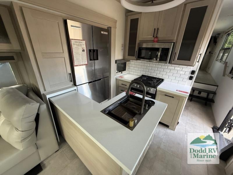 New 2026 Grand Design 388MBS - photo - 9