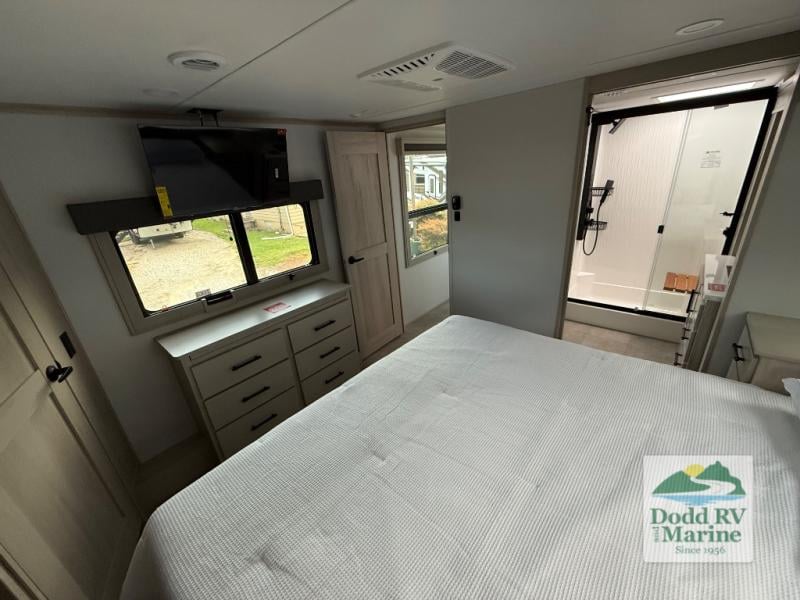 New 2026 Grand Design 388MBS - photo - 18