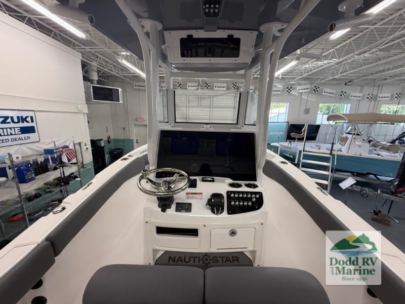 New 2025 Nautic Star 242OS - photo - 5