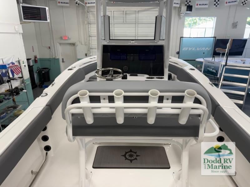 New 2025 Nautic Star 242OS - photo - 21