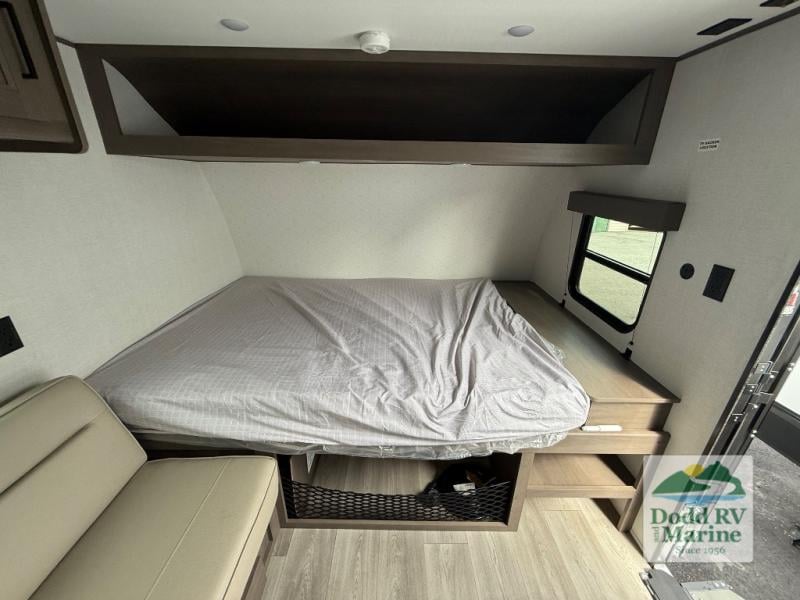New 2026 Grand Design 151BH - photo - 6