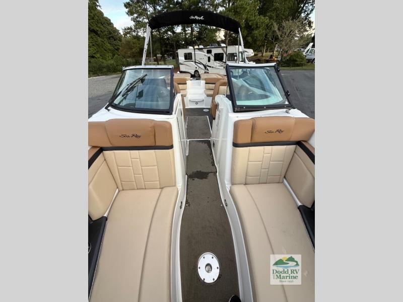 Pre-Owned 2016 Sea Ray 250 - photo - 16