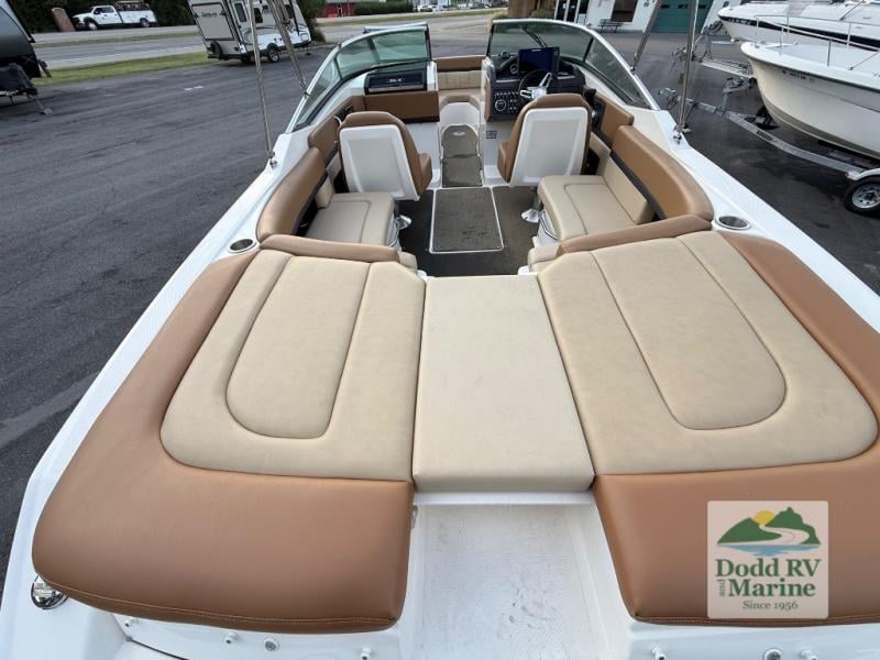 Pre-Owned 2016 Sea Ray 250 - photo - 26