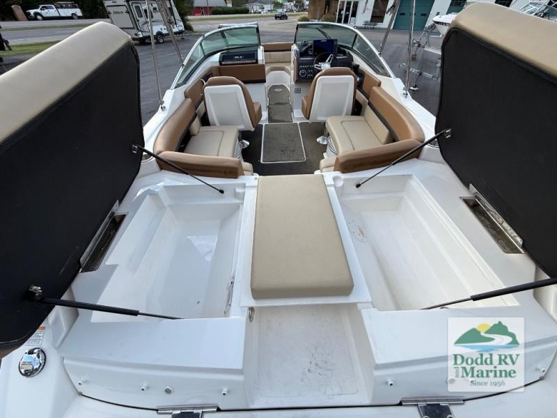 Pre-Owned 2016 Sea Ray 250 - photo - 27