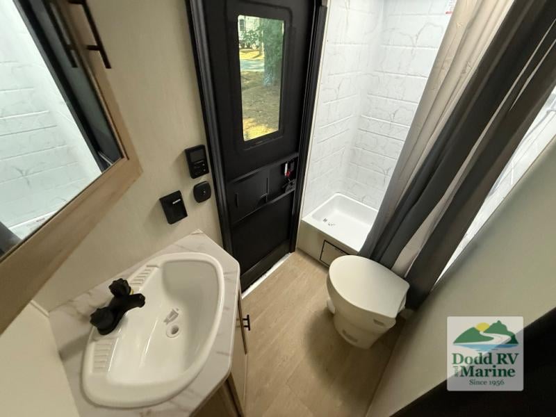 New 2026 Forest River RV 23DBH - photo - 14