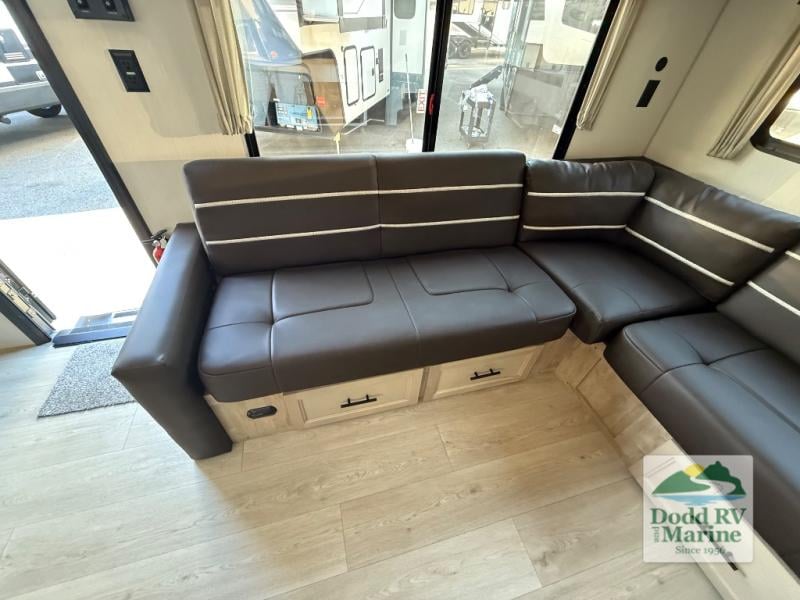 New 2026 Forest River RV 27LH - photo - 7