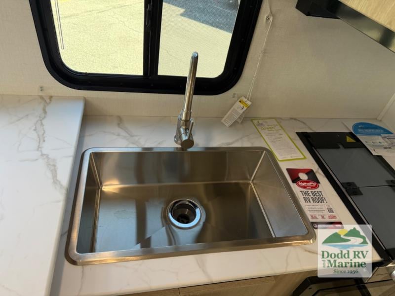 New 2026 Coachmen RV 210RSS Chevy 3500 - photo - 12