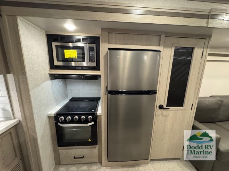 Pre-Owned 2022 Forest River RV 8324SB - photo - 9