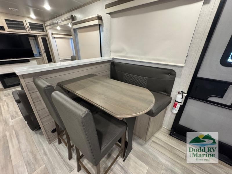 Pre-Owned 2022 Forest River RV 8324SB - photo - 5