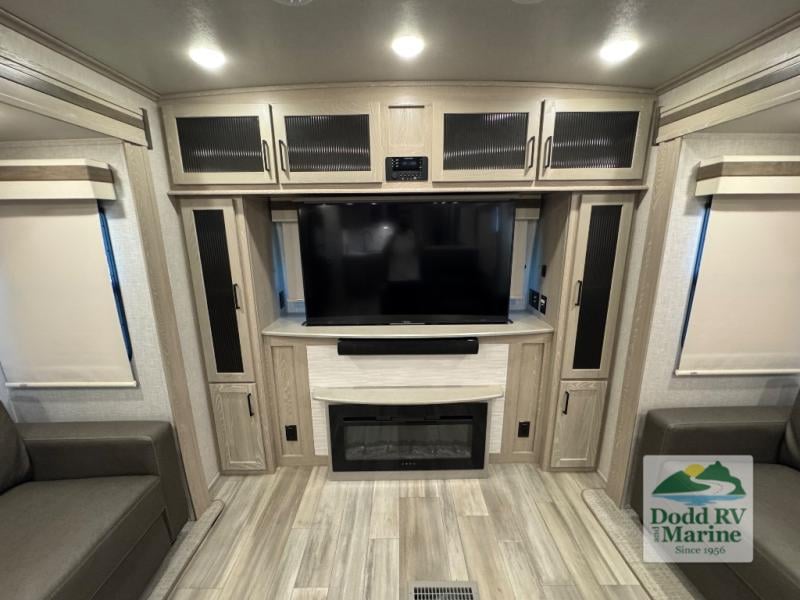 Pre-Owned 2022 Forest River RV 8324SB - photo - 10