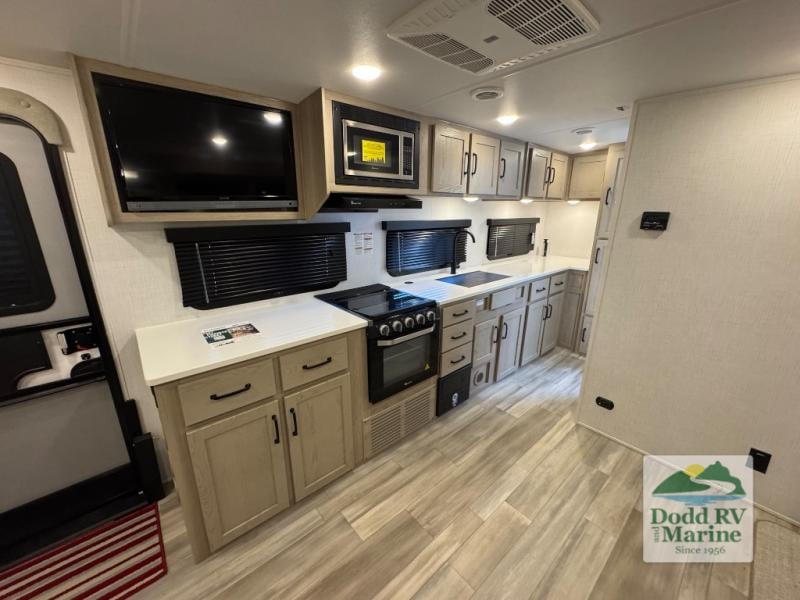 Pre-Owned 2024 Forest River RV 2517S - photo - 8