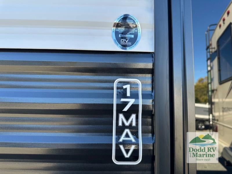 New 2026 Grand Design 17MAV - photo - 4