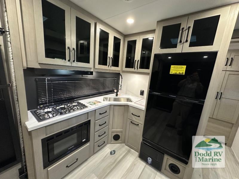 New 2026 Grand Design 17MAV - photo - 7