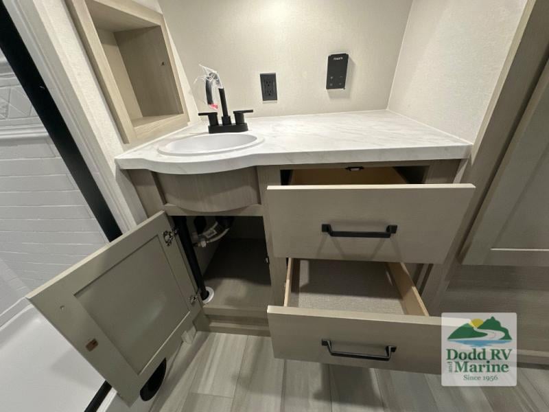 New 2026 Grand Design 17MAV - photo - 21