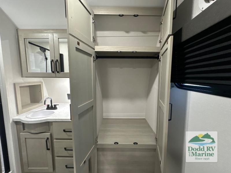 New 2026 Grand Design 17MAV - photo - 24