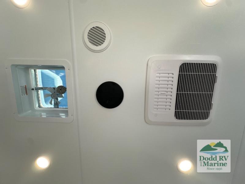 New 2026 Grand Design 27MAV - photo - 21