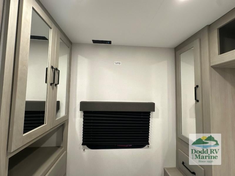 New 2026 Grand Design 27MAV - photo - 30