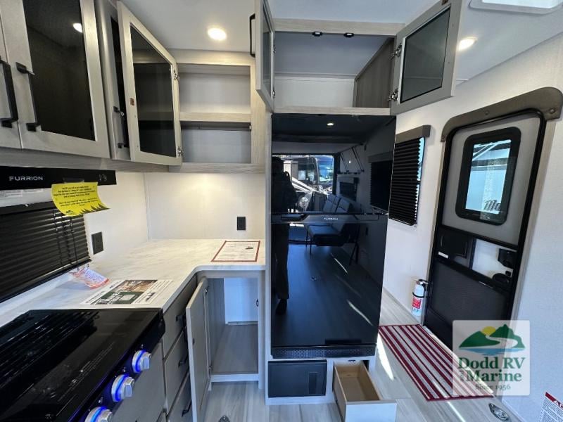 New 2026 Grand Design 27MAV - photo - 16