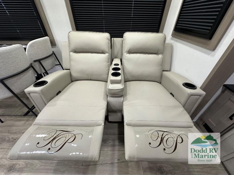 New 2026 Grand Design 337RLS - photo - 25