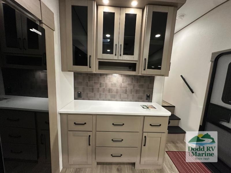 New 2026 Grand Design 337RLS - photo - 21