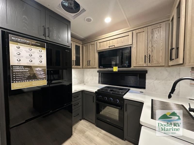 New 2026 Forest River RV R371RK - photo - 7