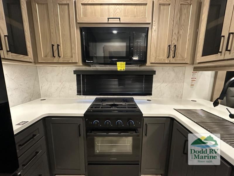 New 2026 Forest River RV R371RK - photo - 8