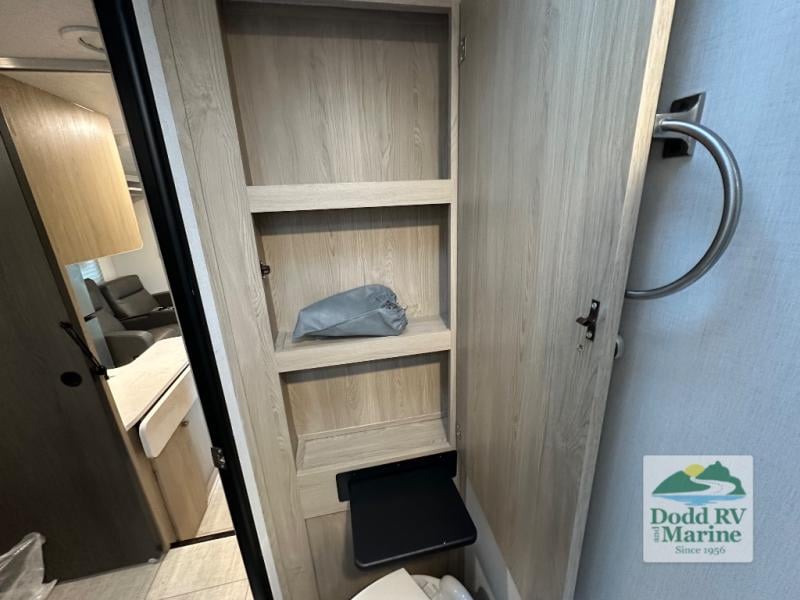 New 2026 Coachmen RV 260DS Ford 450 - photo - 38
