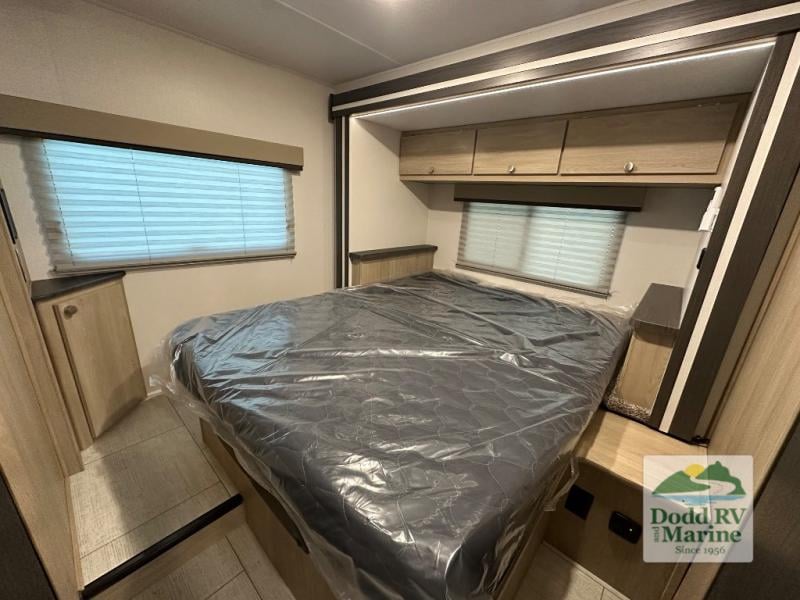 New 2026 Coachmen RV 260DS Ford 450 - photo - 31