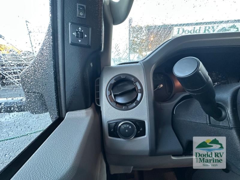 New 2026 Coachmen RV 260DS Ford 450 - photo - 42