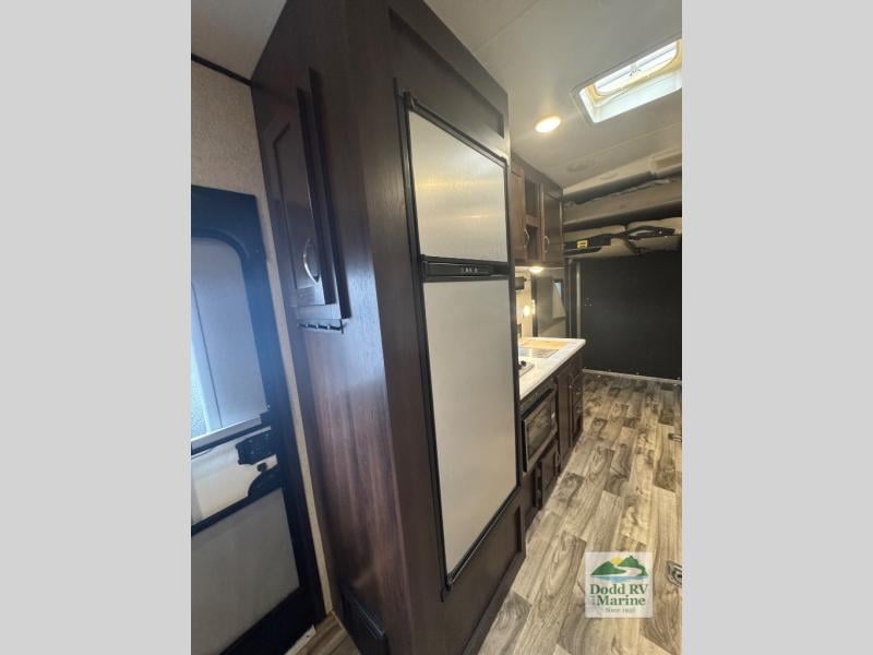 Pre-Owned 2020 Jayco 209 - photo - 11